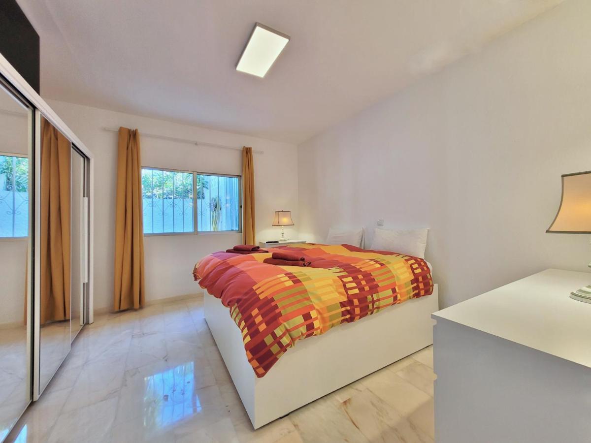 Another Day In Paradise Apartment